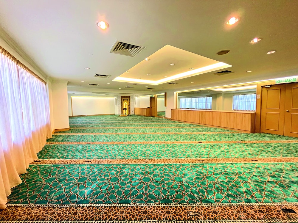 Mardhiyyah Hotel And Suites 51/52