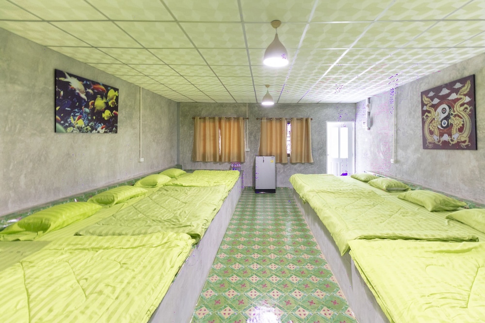 OYO 75359 Thaiburi Thara Resort 27/43