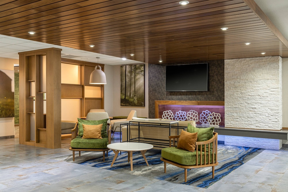 Fairfield Inn Suites Salina 22/40