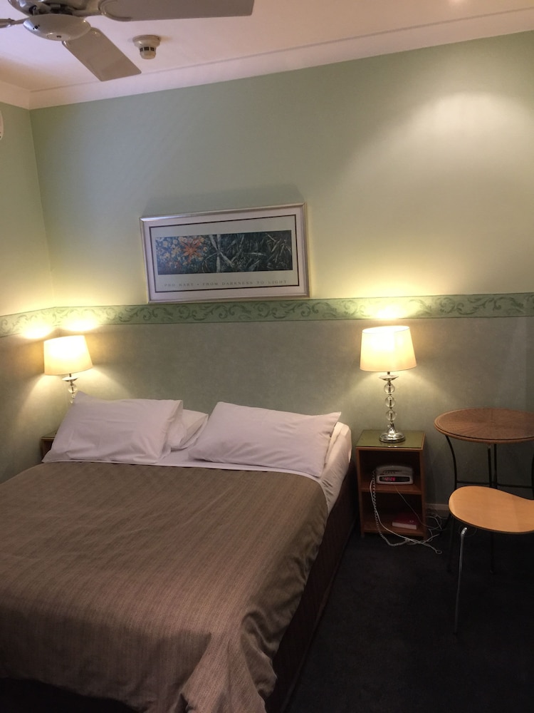 Hotel 59 10/61