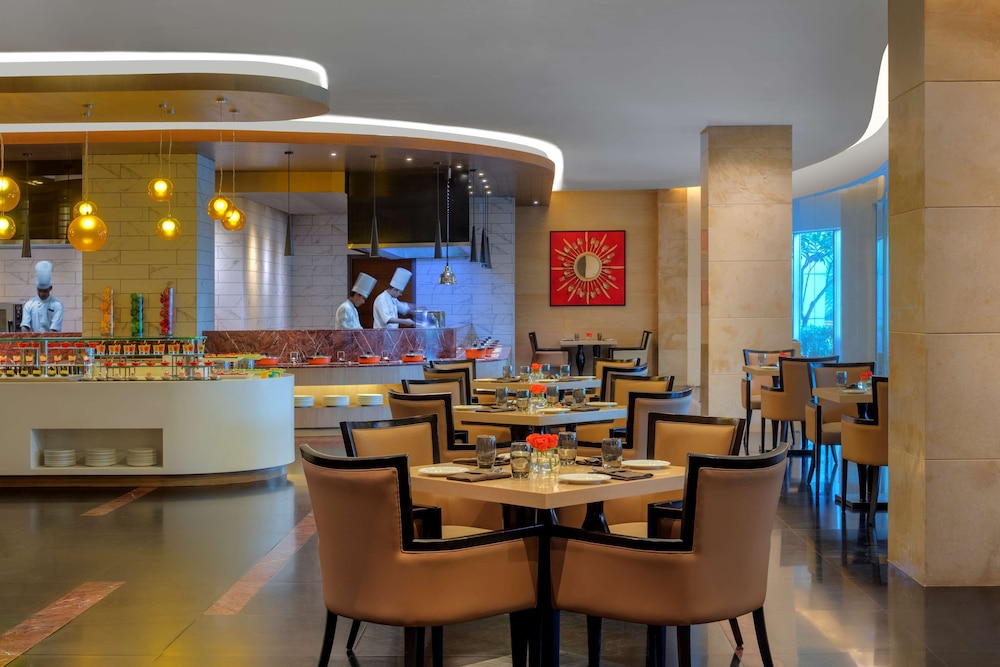 Radisson Gurugram Udyog Vihar 33/48