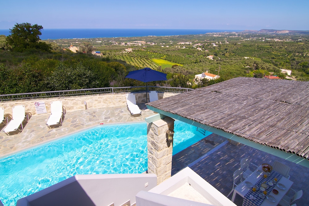 Villa Ikaros 45/50