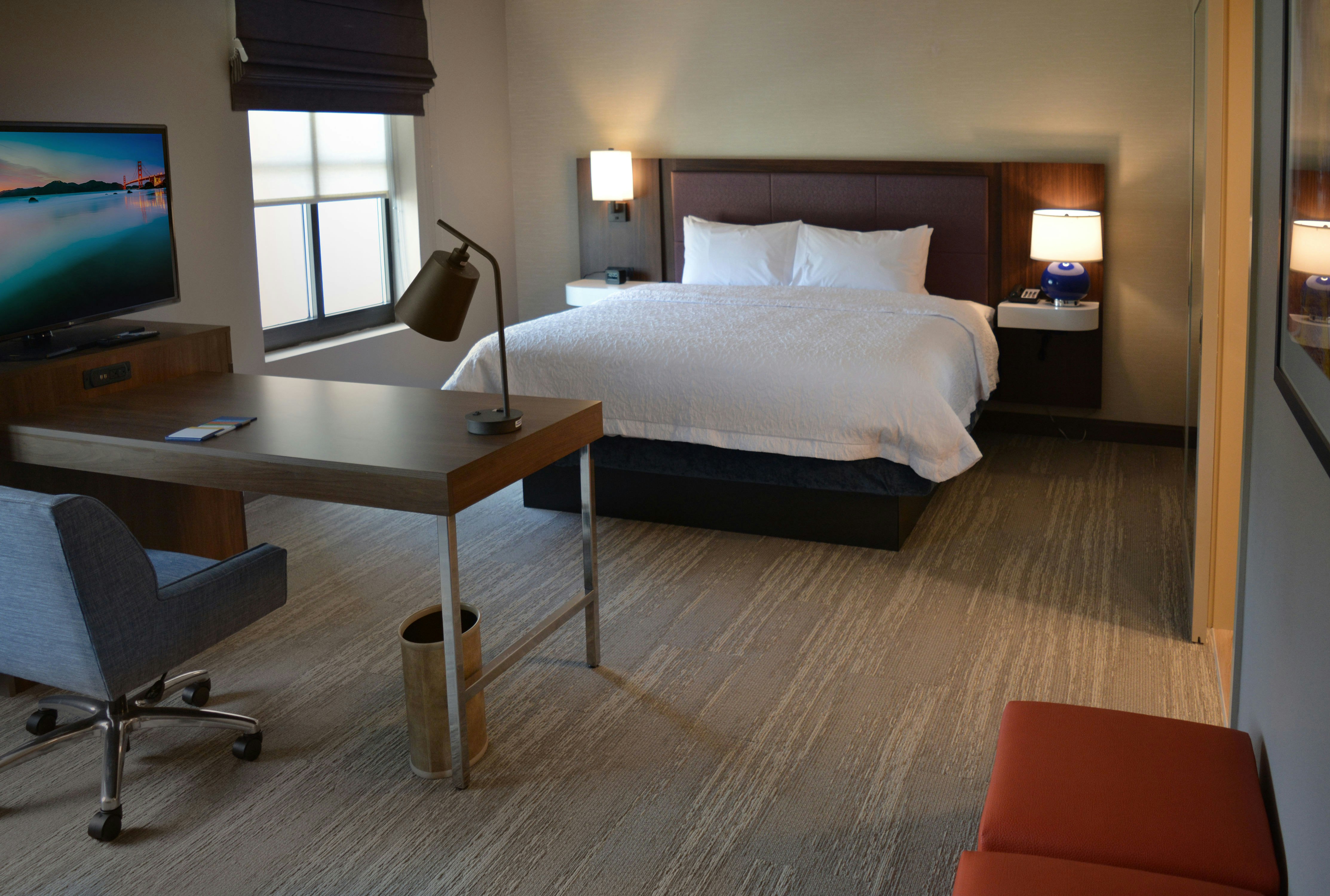 Hampton Inn & Suites Philadelphia/Media 9/47