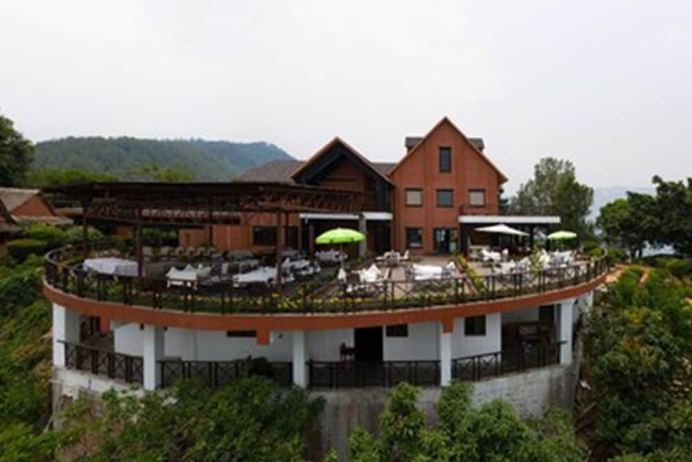 Dhulikhel Mountain Resorts