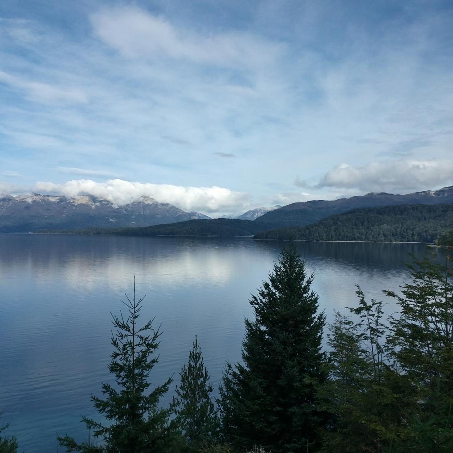 Dos Bahias Lake Resort 28/48