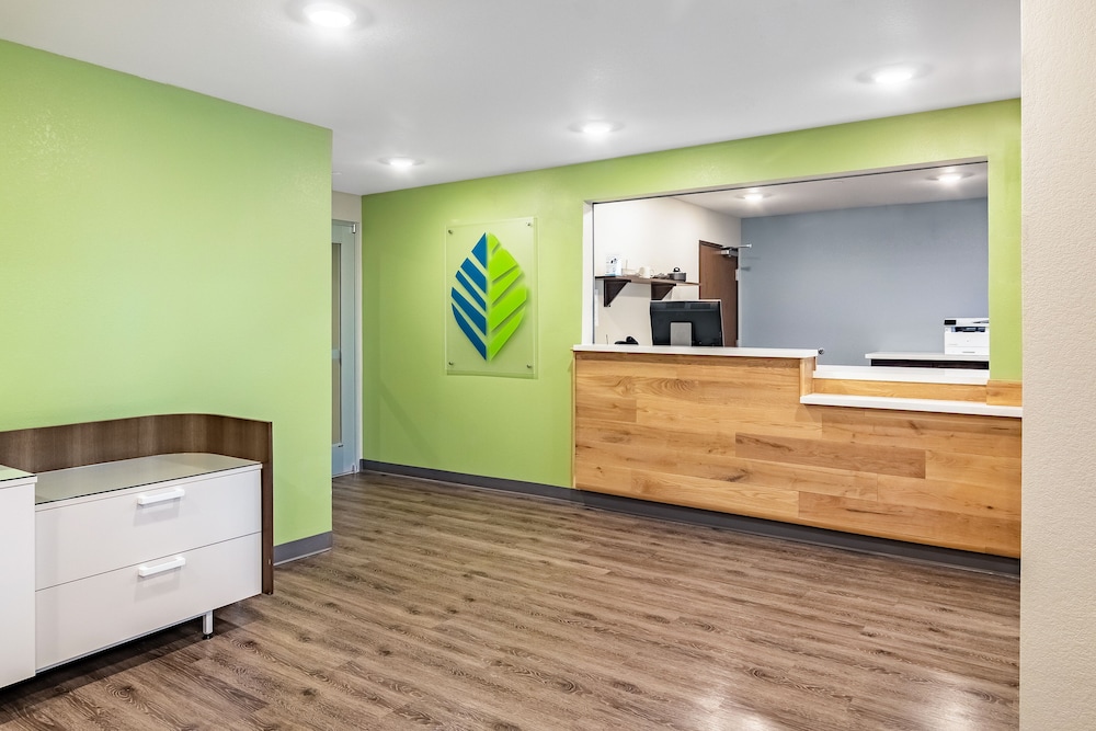 WoodSpring Suites Toledo Maumee 1/17