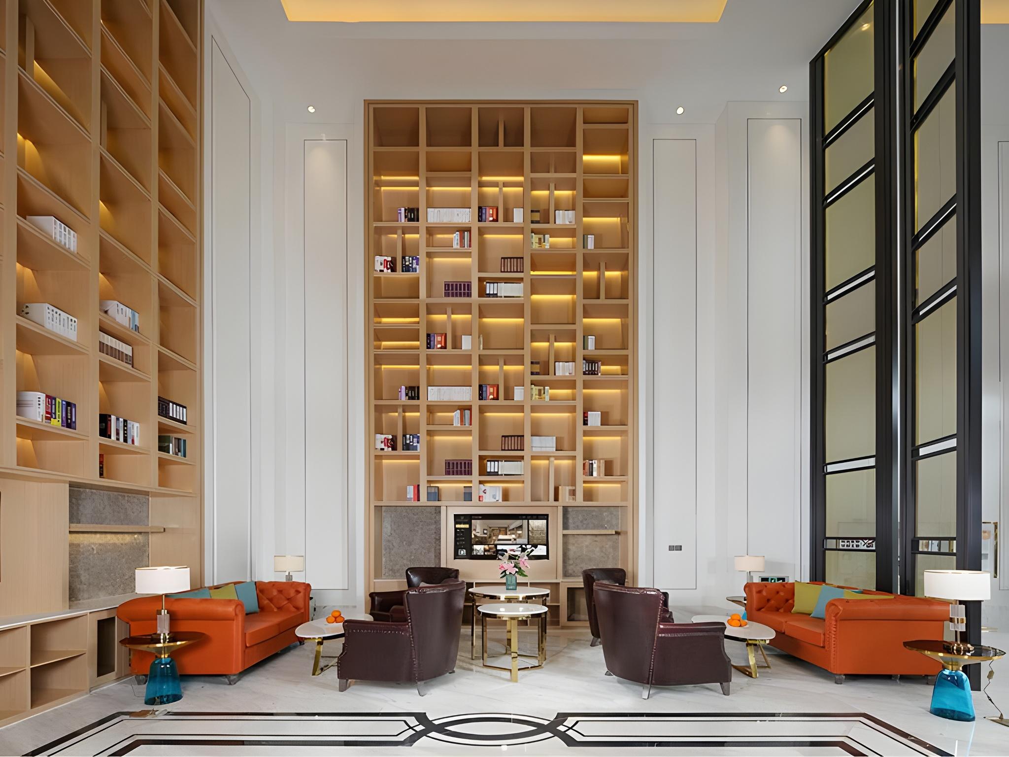 Vienna International Hotel (Chengdu Longquan Automobile City Aviation Academy Branch) 30/45