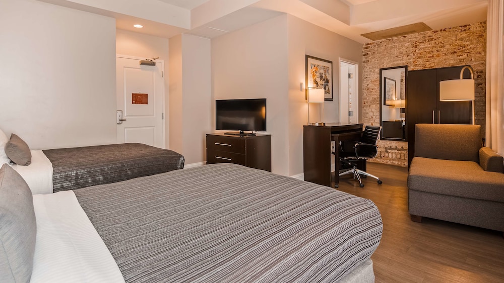 Best Western Plus St. Christopher Hotel 17/49