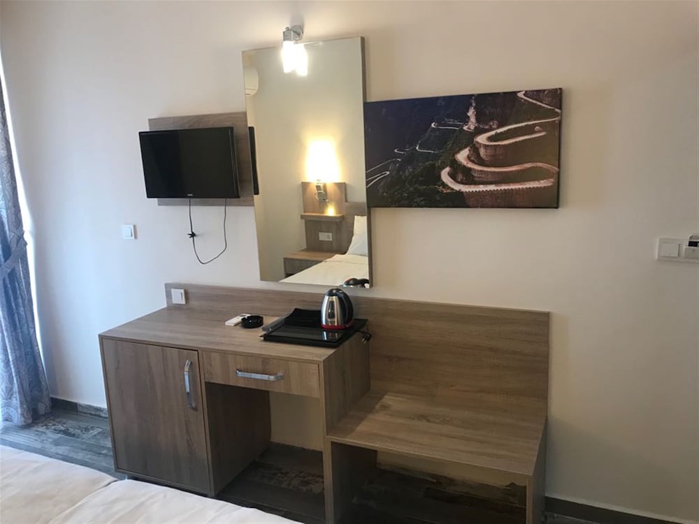 Arsi Enfi City Beach Hotel 61/72