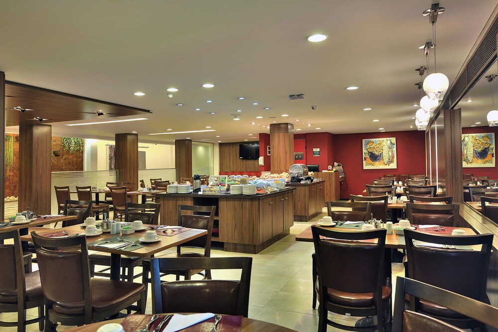 Hotel Deville Curitiba Batel (ex Hotel Deville Business Curitiba) 34/45