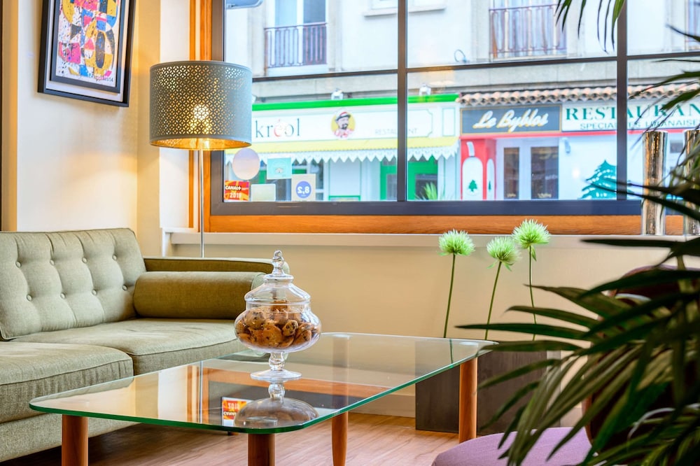 Sure Hotel by Best Western Lorient Centre 38/64