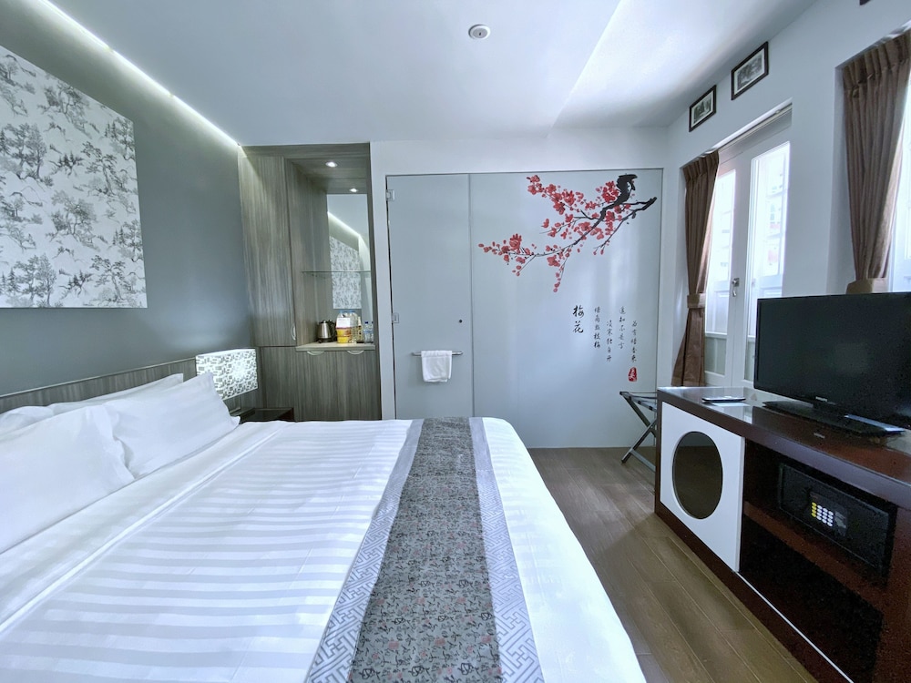 Bliss Hotel Singapore 33/75