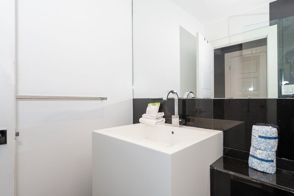 Luxury Miami Beach Apartments By Michigan 63/64