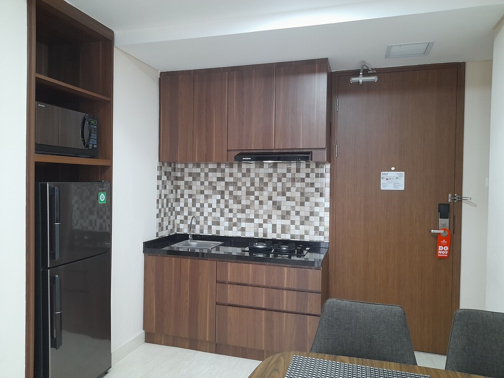 Kawana Golf Residence 9/60
