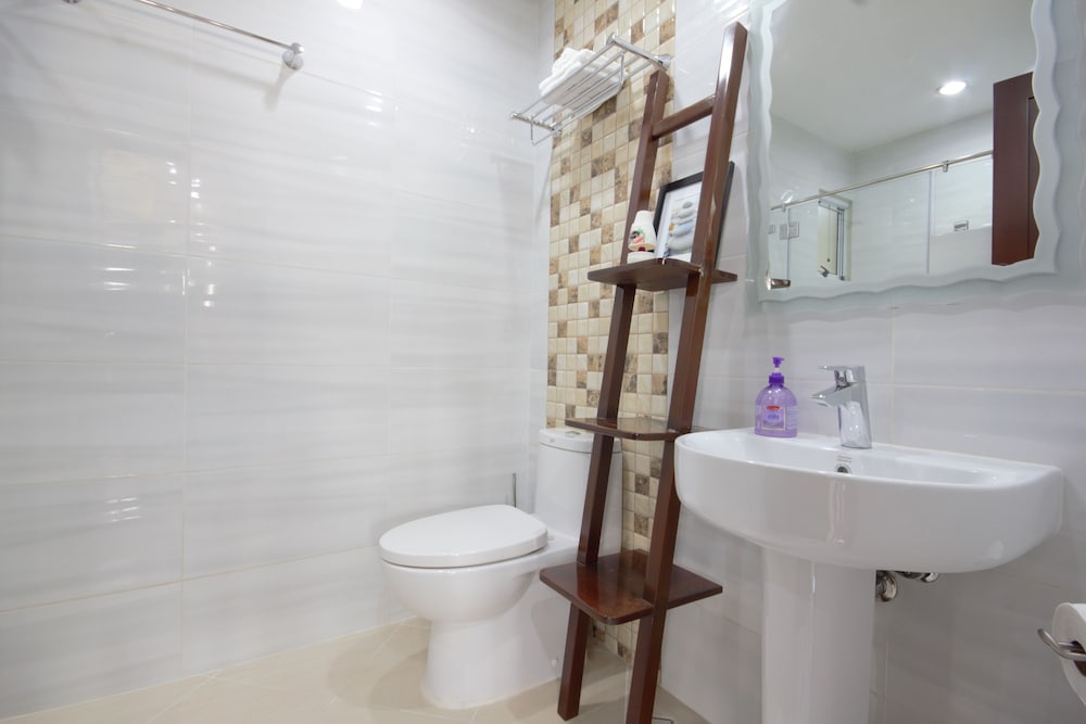1521 Mactan Resort 80/85