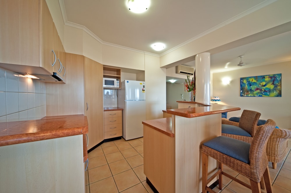 Shingley Beach Resort 62/72