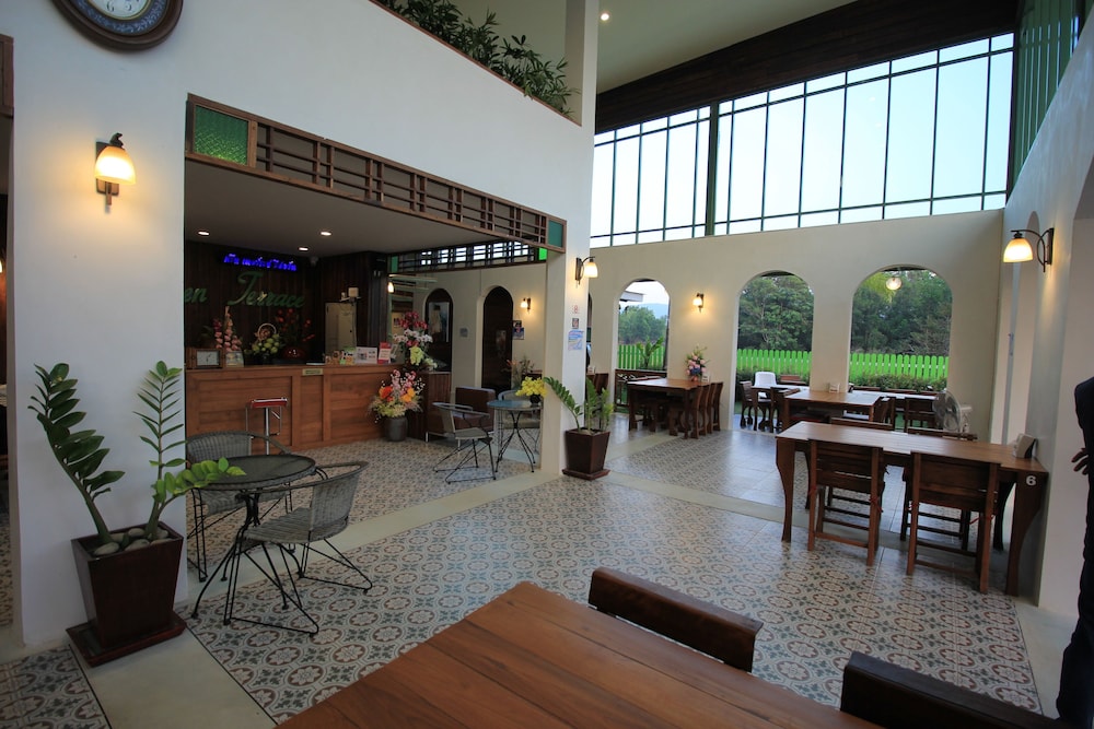 IP Plus Resort Chanthaburia - Halal Hotel 40/65