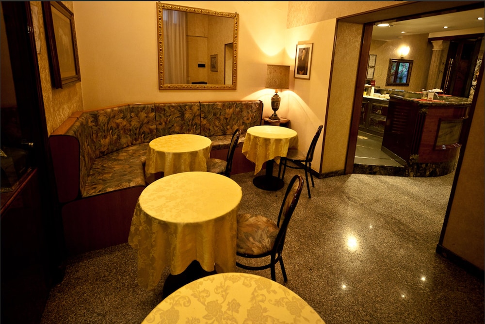 Ambra Palace Hotel Pescara 34/46