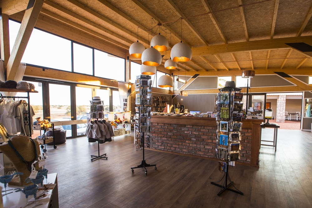 Kalahari Anib Lodge 60/71