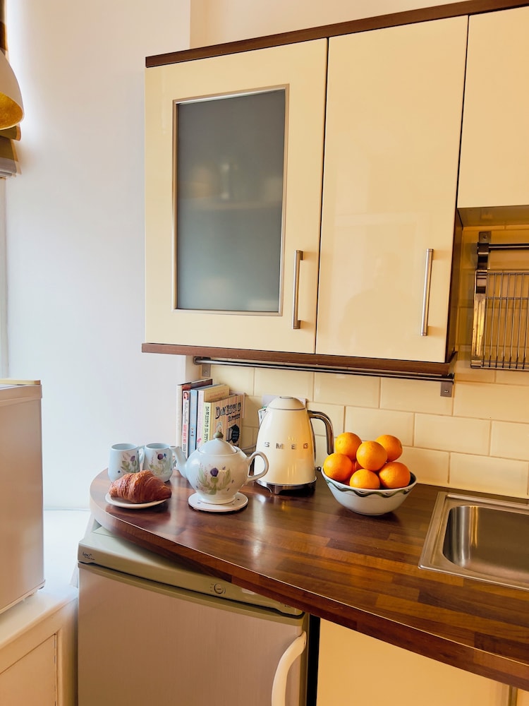 Crieff Armoury Luxury Self Catering Apartment 32/36