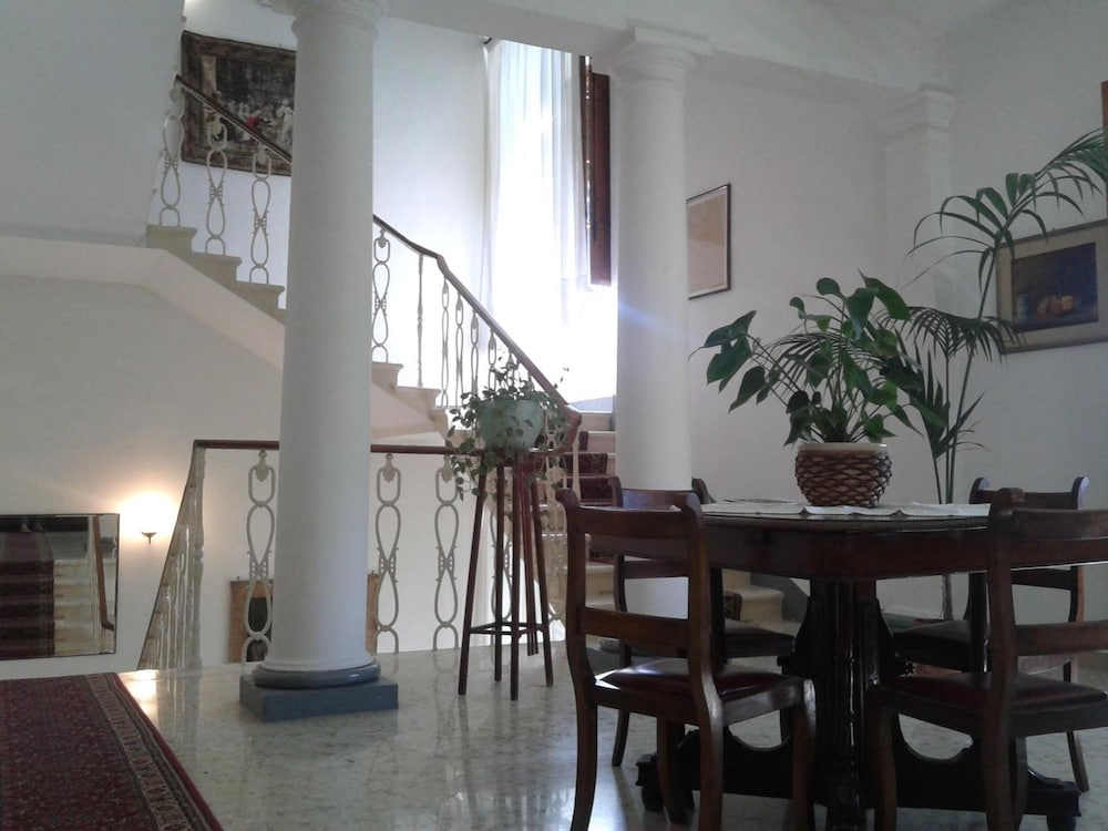 Albergo Roma 15/39