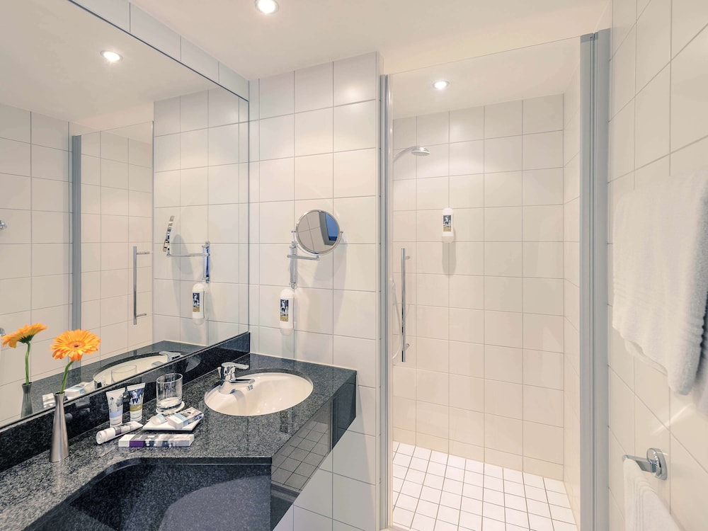 Mercure Neu-Isenburg 48/50