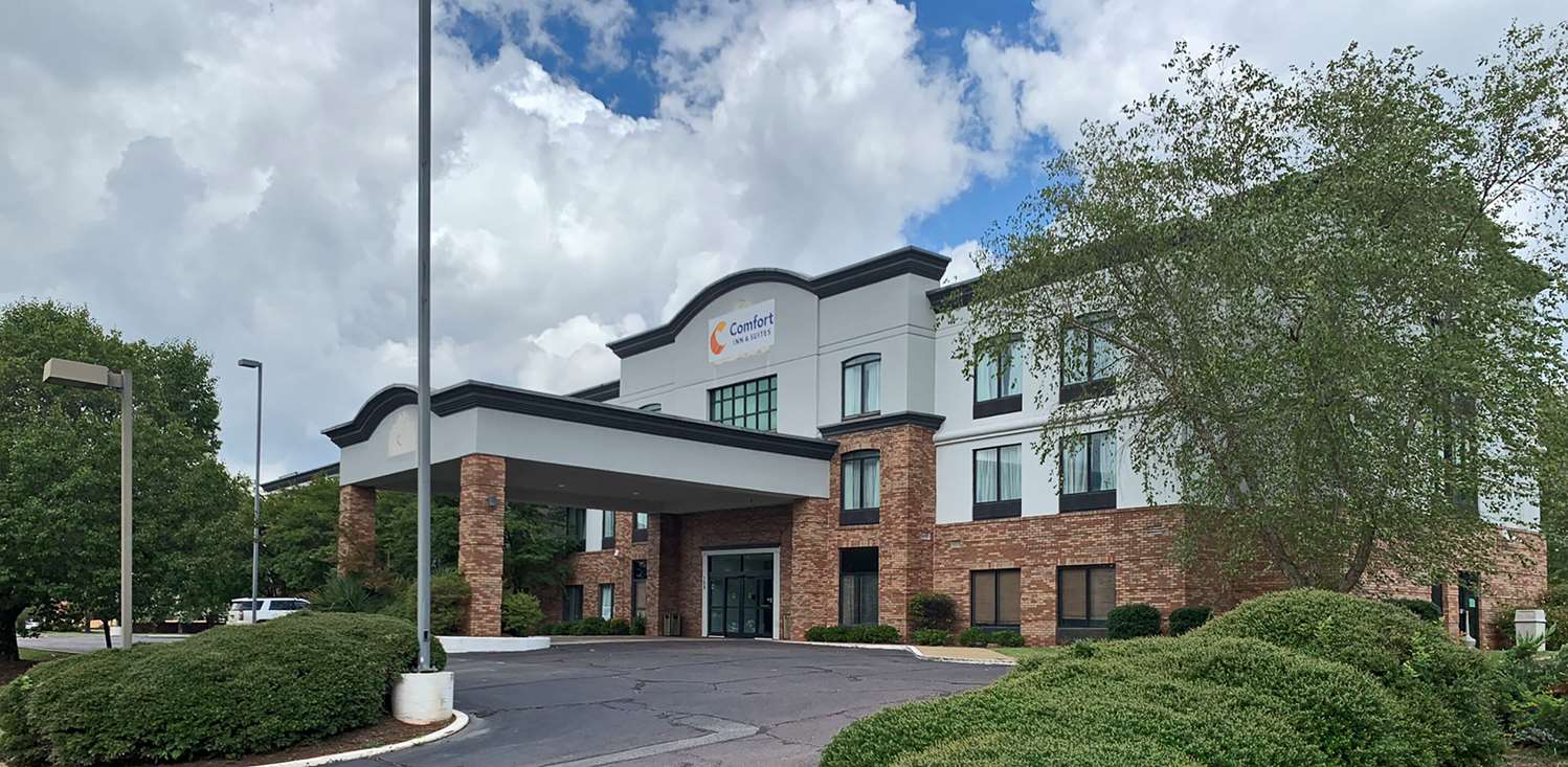 Comfort Inn & Suites Columbus North 4/35