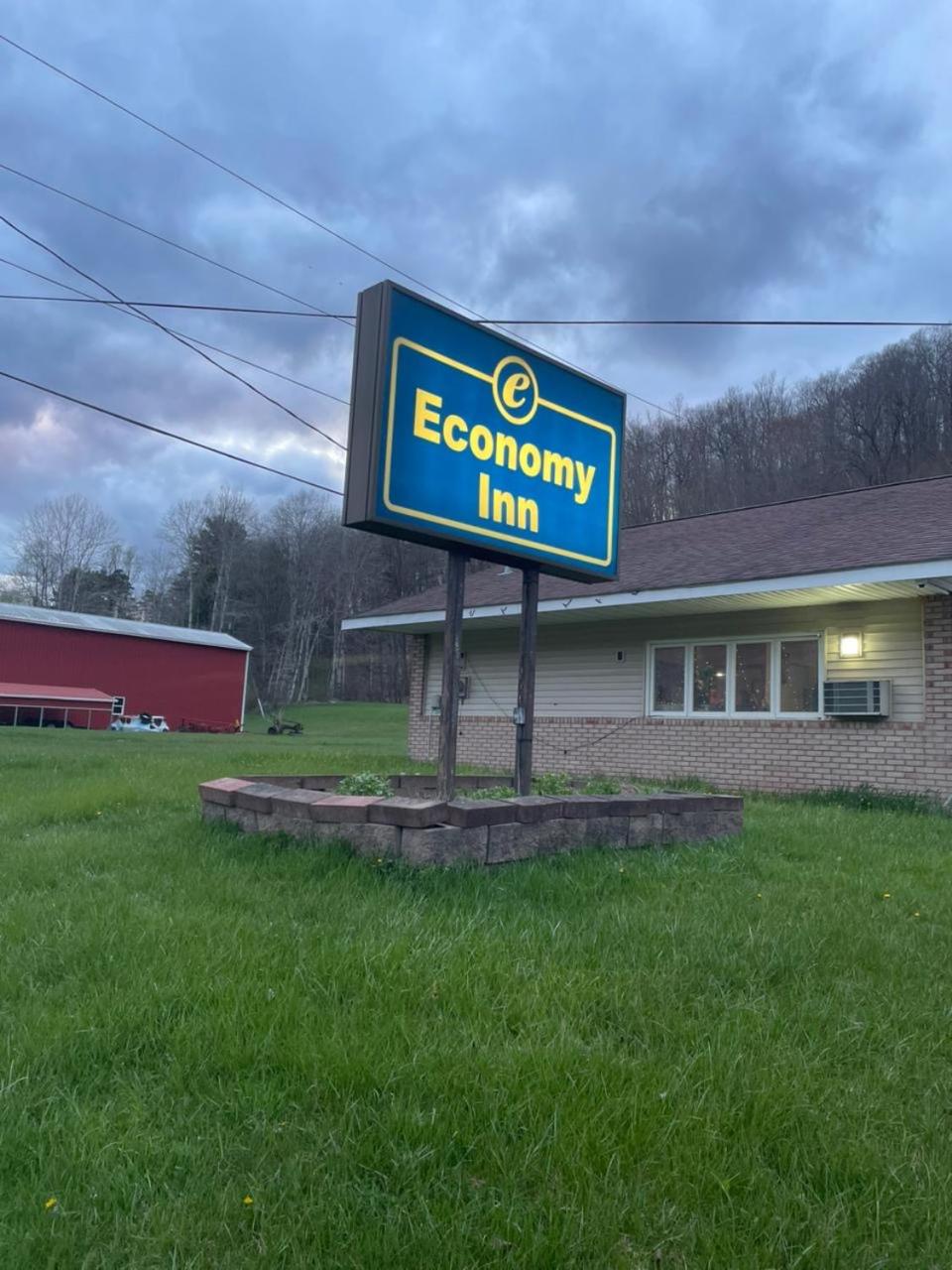 Economy Inn Alfred NY 24/30