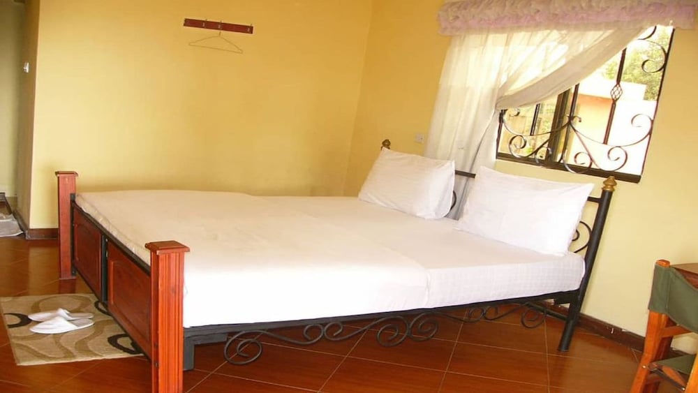 Bright Star Hotel 15/30