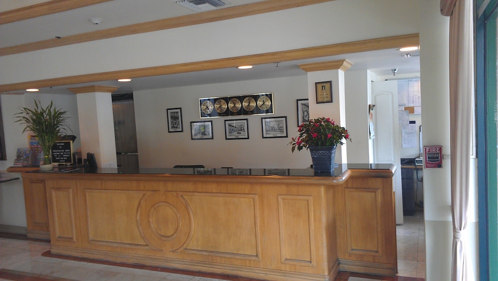 Chateaubleau Hotel 15/61