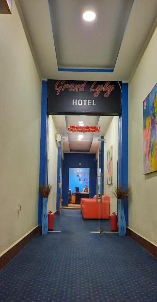 Grand lyly hotel 41/48