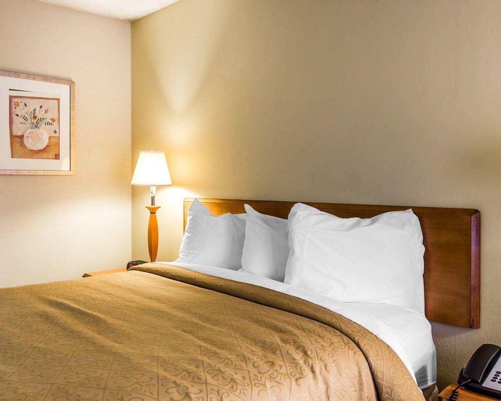 Quality Inn At the Mall - Valdosta 20/40
