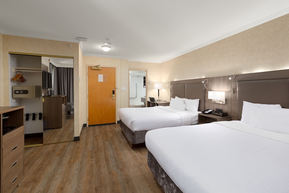 Grand Park Hotel & Suites Downtown Vancouver, Ascend Hotel Collection 27/63