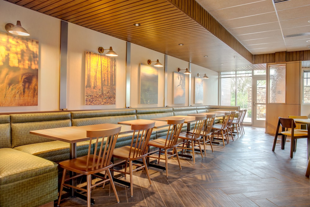 Fairfield Inn & Suites By Marriott Kenosha Pleasant Prairie 27/34