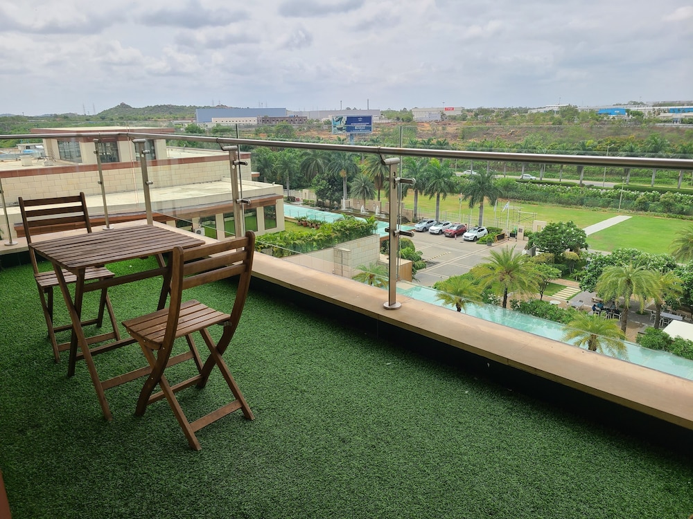 NOVOTEL HYDERABAD AIRPORT 6/71