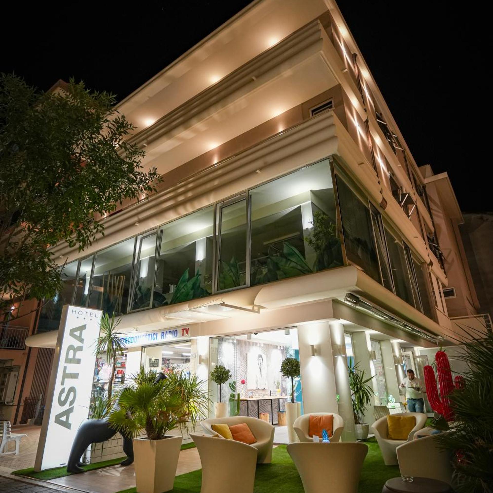Hotel Astra 4/56