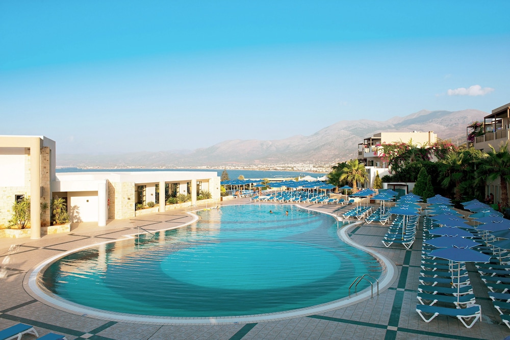 Grand Hotel Holiday Resort Drapanos 32/33