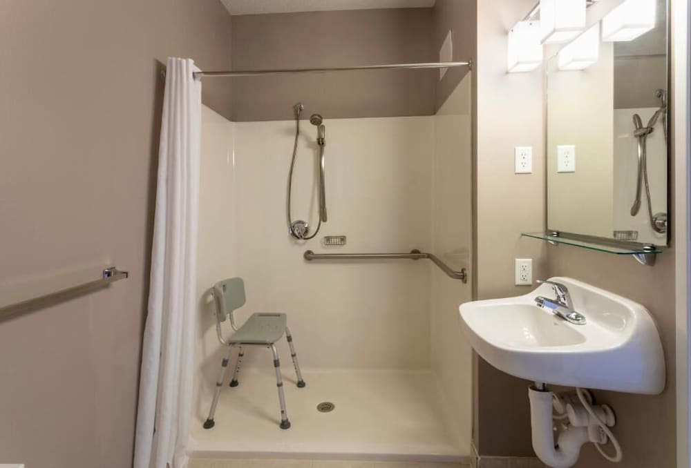Grandstay Residential Suites Ames 9/52