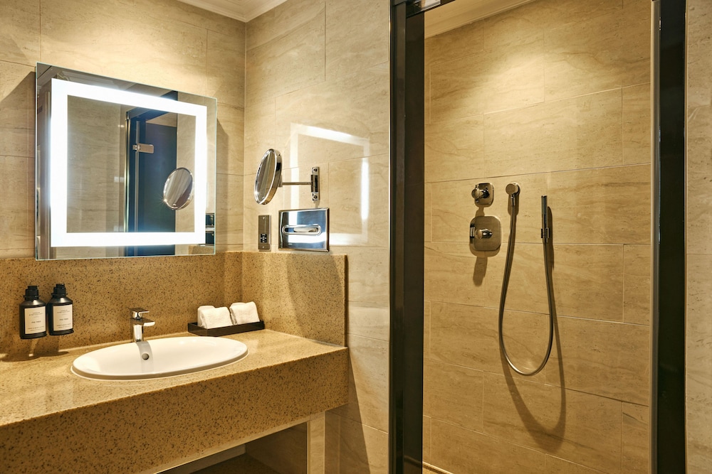 Radisson Blu Hotel London Bond Street 68/71