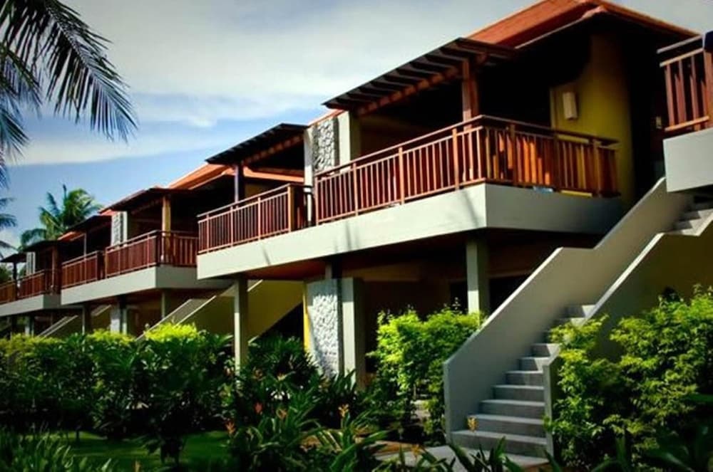Chongfah Beach Resort Khao Lak 5/62