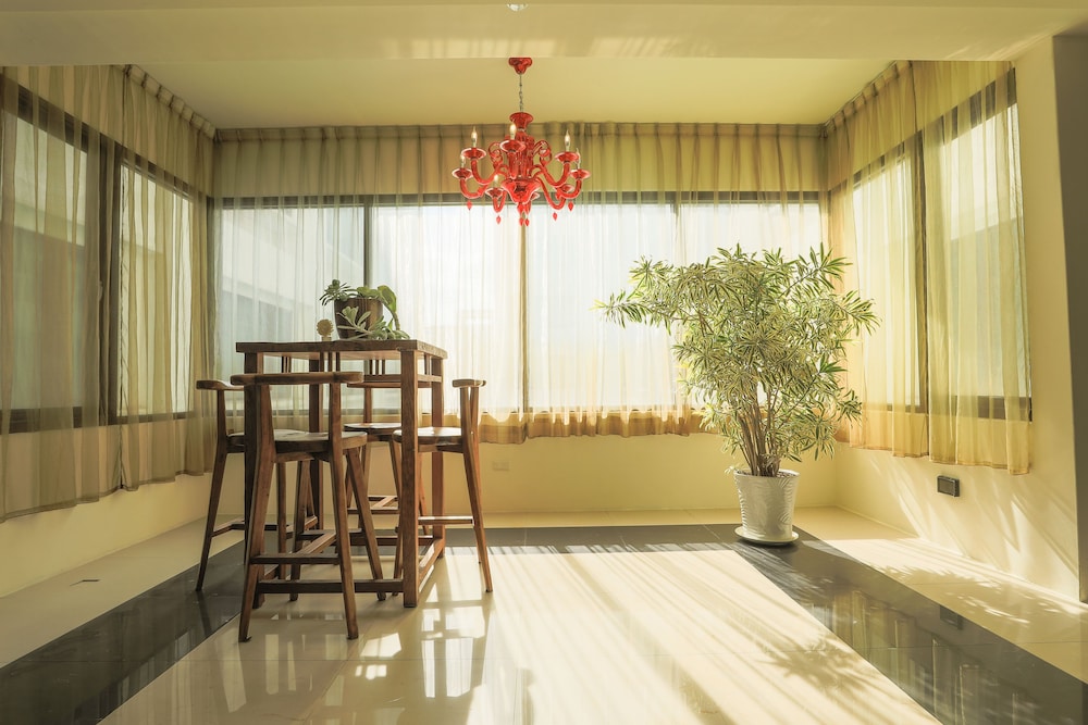 Yentai Hotel 29/41