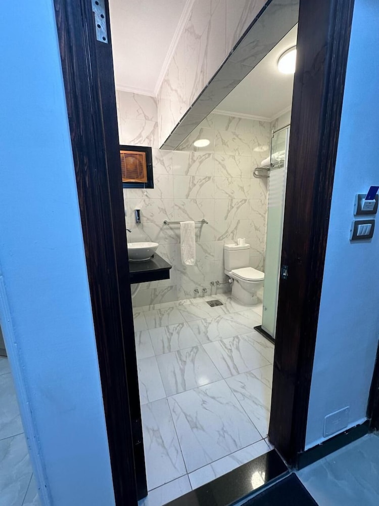 Aura Inn Hotel Cairo 62/62