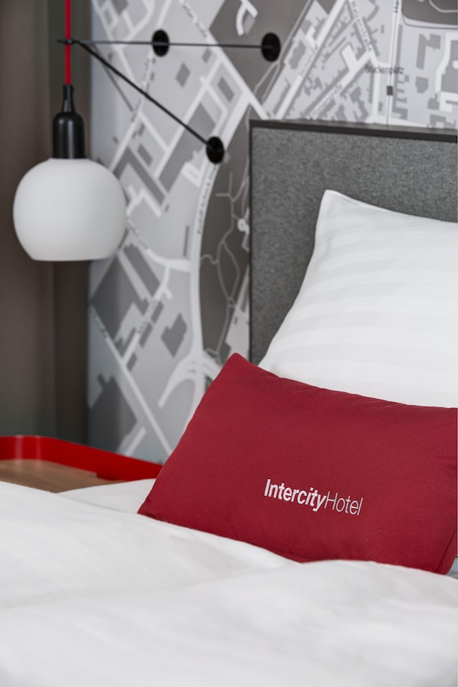 Intercityhotel Saarbrucken 21/50
