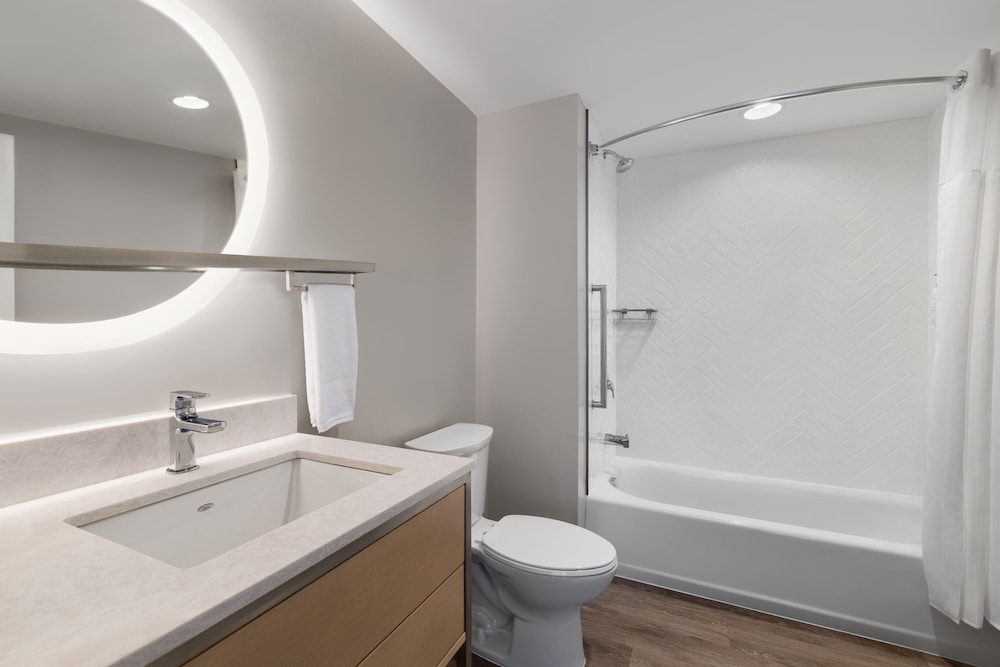 Towneplace Suites By Marriott Geneva 35/40