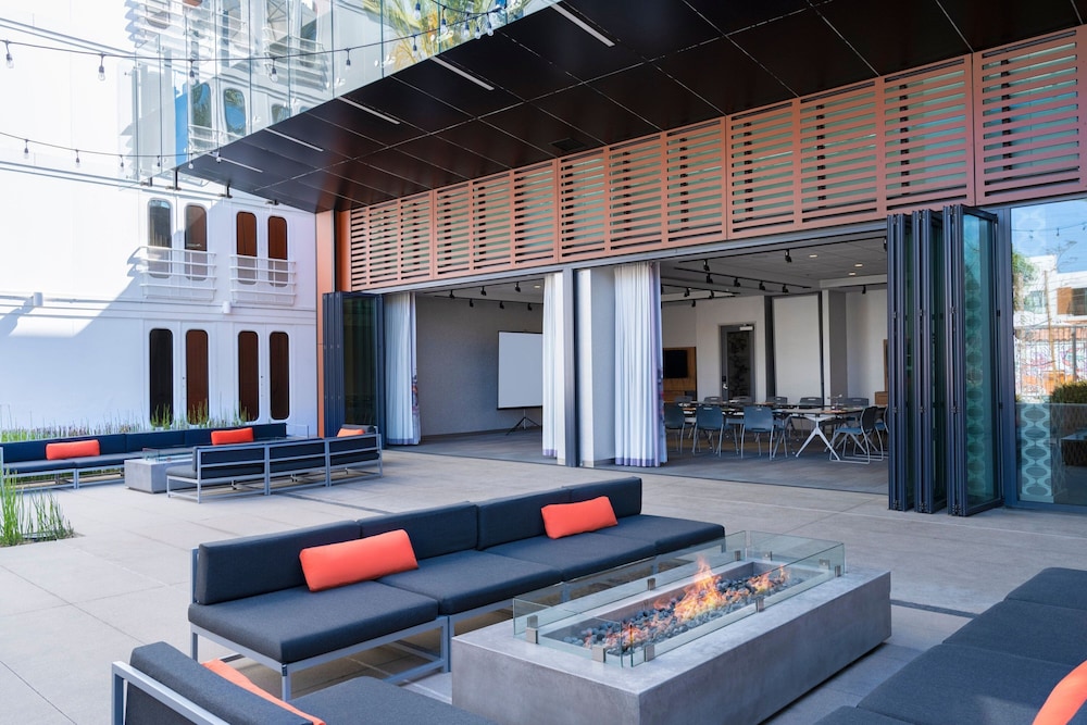 Aloft El Segundo - Los Angeles Airport 30/31