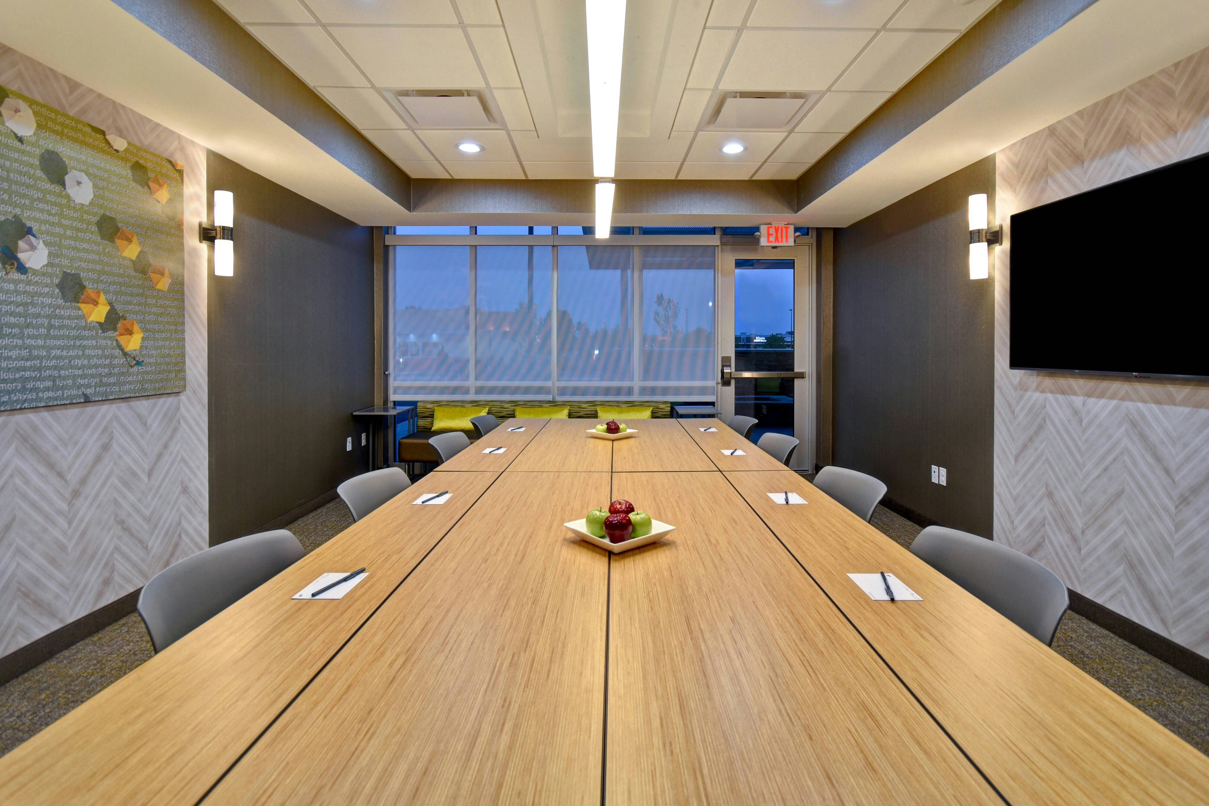 SpringHill Suites by Marriott Holland 21/24