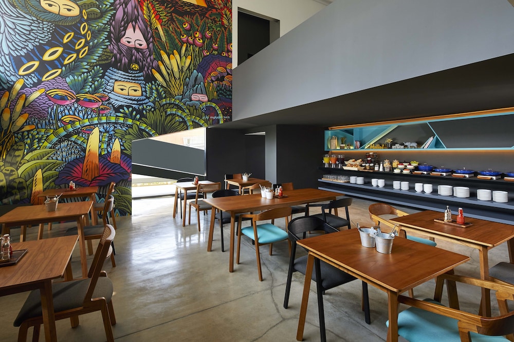 Artotel Gajahmada Semarang 27/35