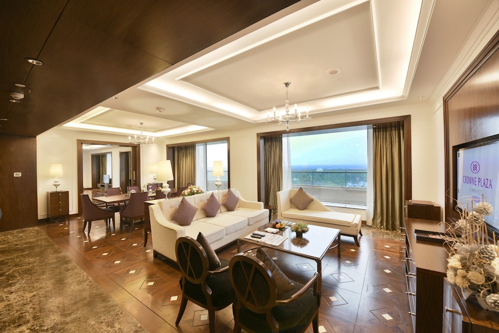 CROWNE PLAZA KOCHI 48/77