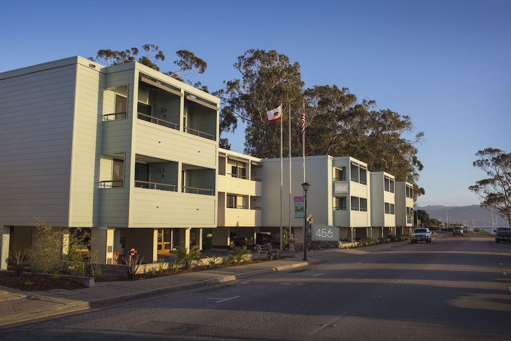 456 Embarcadero Inn Suites in MORRO BAY - CA