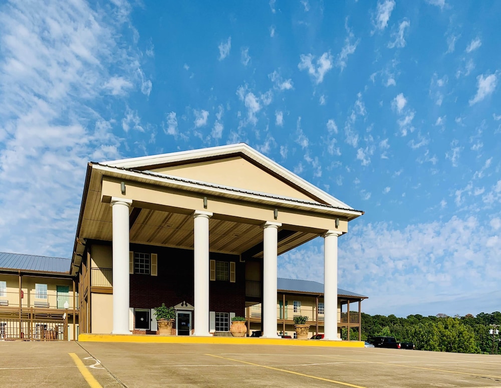 Weston Inn Suites 1/55